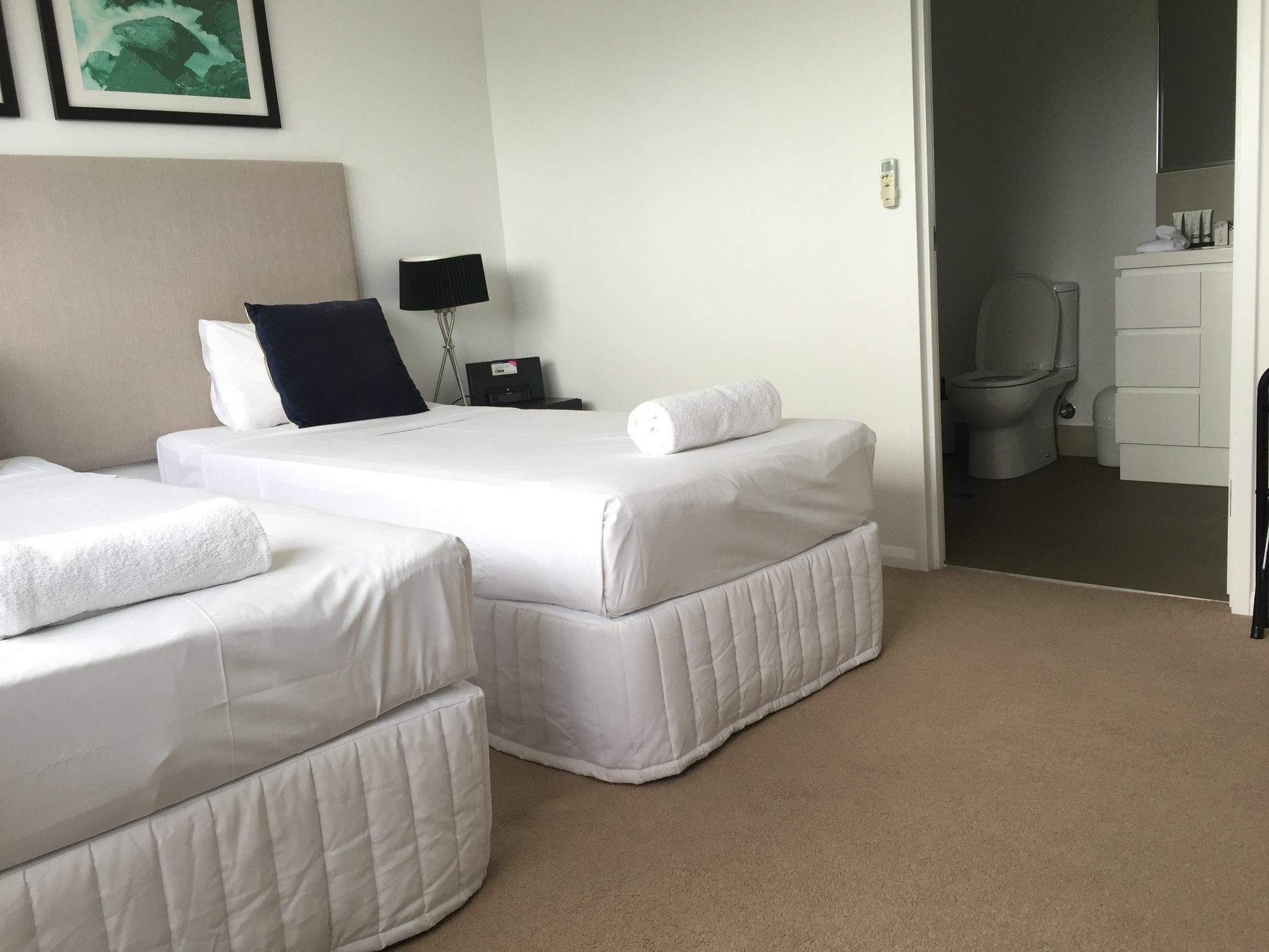 Allure Hotel & Apartments Τάουνσβιλ Εξωτερικό φωτογραφία