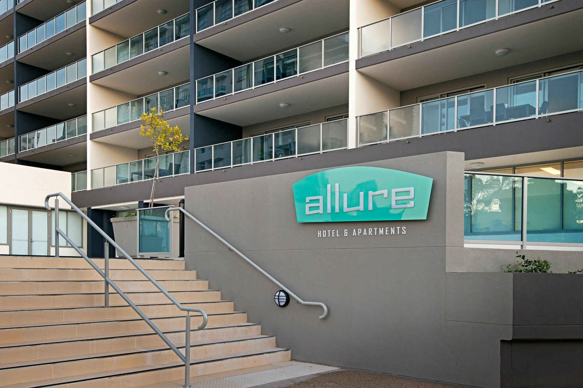 Allure Hotel & Apartments Τάουνσβιλ Εξωτερικό φωτογραφία